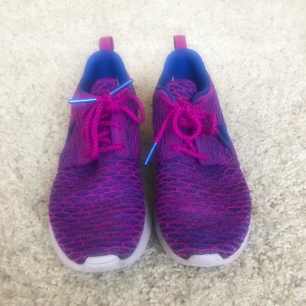 Nike Purple/Blue Roshe Sneaker (Size 6) - Picture 2 of 8